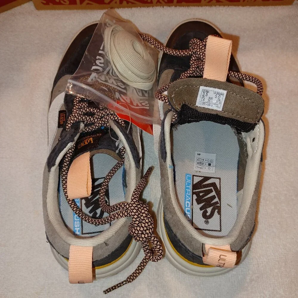 Vans Men's 3.5/Women's 5 Ultrarange Brown/Multi VN0A4UWMBF0